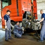 Ślusarz-mechanik do naprawy samochodów ciężarowych